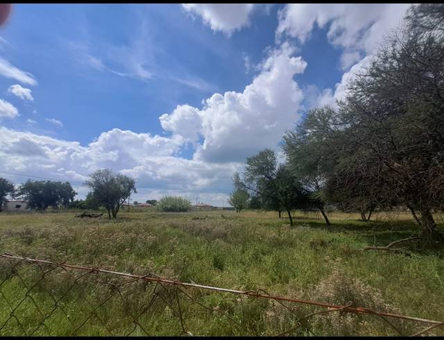 1,107M² VACANT LAND FOR SALE IN RIVERSDALE